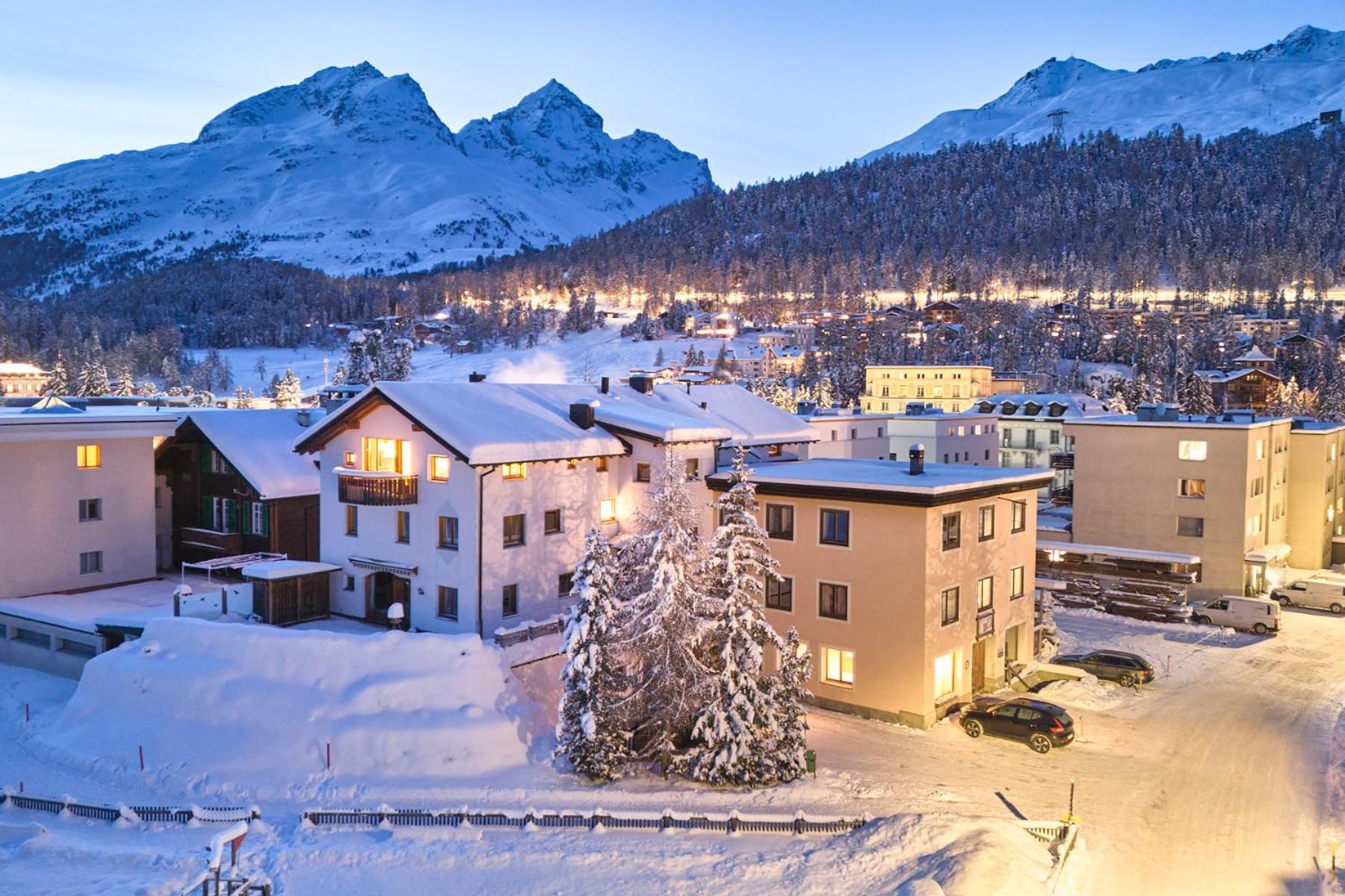 Апартаменты Chesa Madrisa Санкт-Мориц Экстерьер фото
